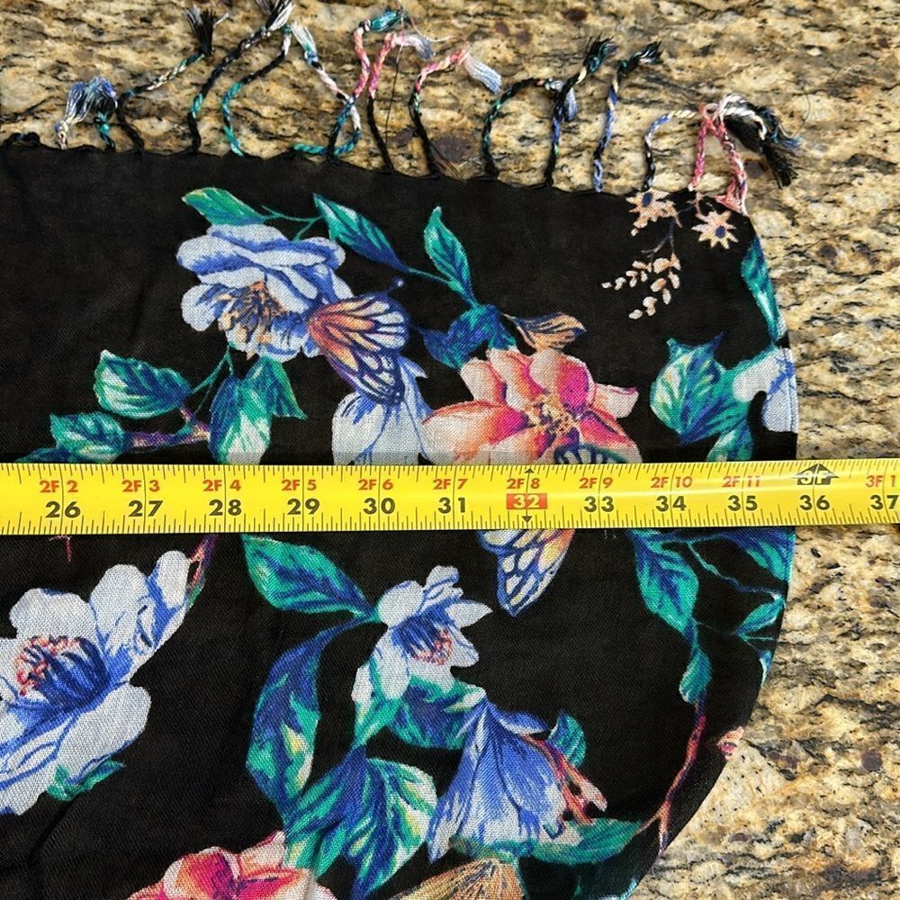 Chico’s Butterfly Garden-Print Shawl With Fringe - Picture 6 of 7